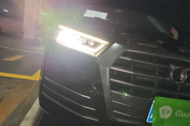 Used Audi Q5L 2018 40 TFSI Prestige Fashion Edition China V Right Front Headlight