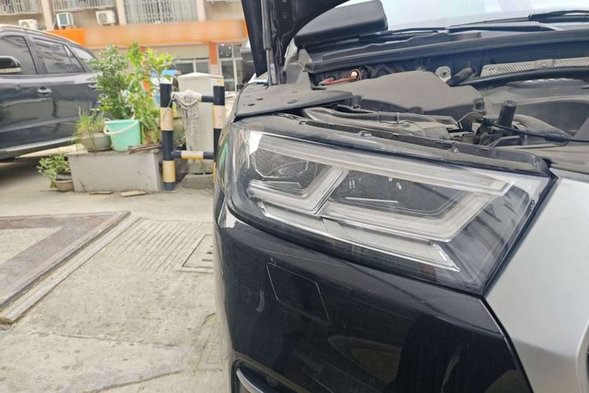 Used Audi Q5L 2018 45 TFSI Prestige Fashion Edition China V Emission Standard Right Front Headlight