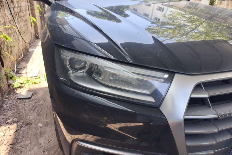 Used Audi Q5L 2018 40 TFSI Prestige Edition China VI Emission Standard Right Front Headlight