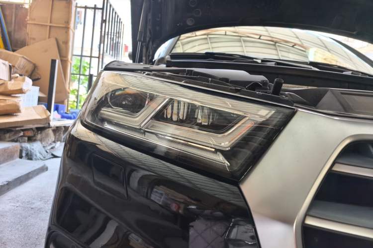 Used Audi Q5L 2018 40 TFSI Prestige Fashion Edition China V Right Front Headlight