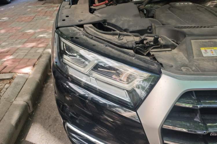 Used Audi Q5L 2018 45 TFSI Prestige Elegant Edition China VI Right Front Headlight
