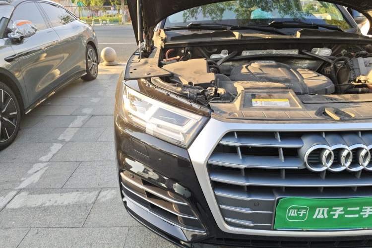Used Audi Q5L 2018 45 TFSI Prestige Fashion Edition China V Emission Standard Right Front Headlight
