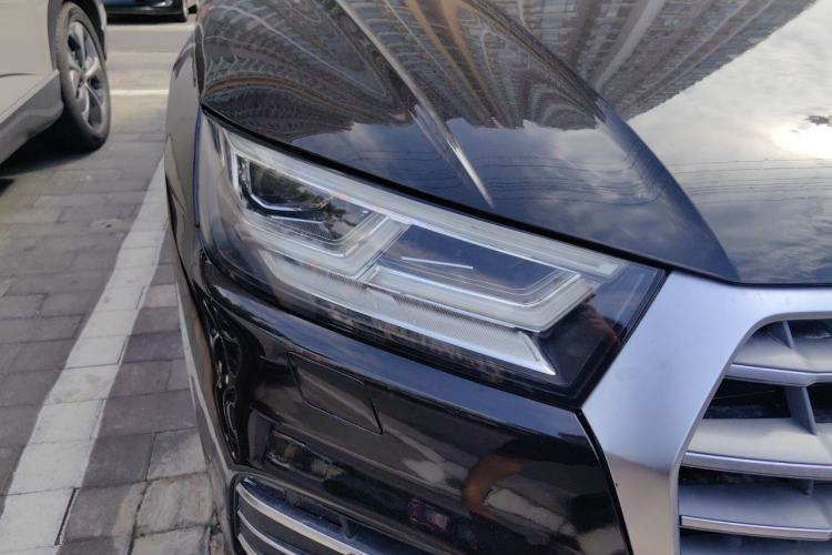Used Audi Q5L 2018 40 TFSI Prestige Fashion Edition China VI Right Front Headlight