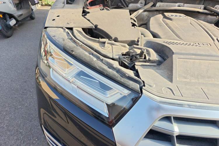 Used Audi Q5L 2018 45 TFSI Prestige Fashion Edition China VI Emission Standard Right Front Headlight