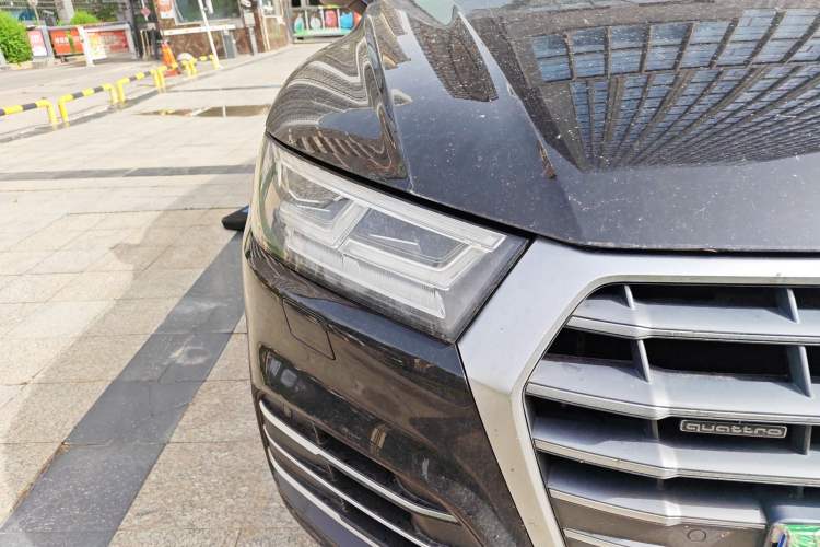 Used Audi Q5L 2018 40 TFSI Prestige Fashion Edition China VI Right Front Headlight