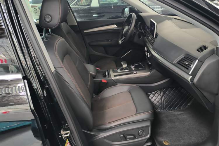 Used Audi Q5L 2018 45 TFSI Prestige Fashion Edition China VI Emission Standard Right Front Seat