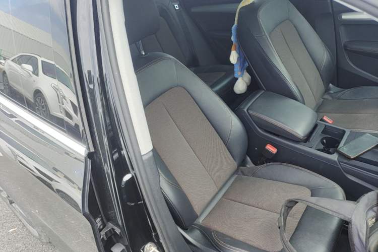 Used Audi Q5L 2018 40 TFSI Prestige Fashion Edition China V Right Front Seat