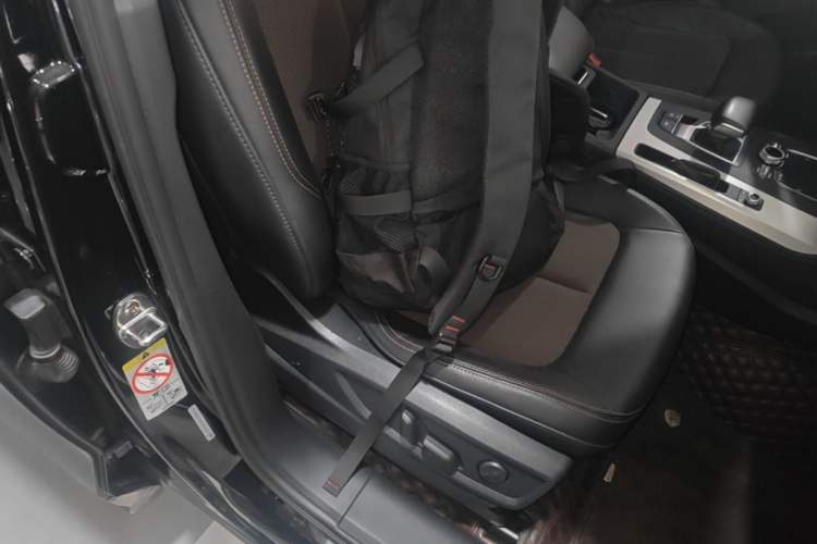 Used Audi Q5L 2018 40 TFSI Prestige Fashion Edition China VI Right Front Seat