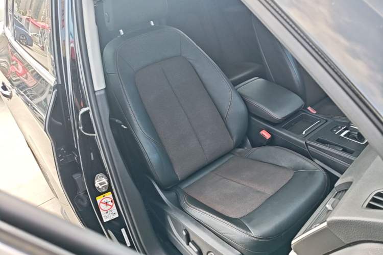 Used Audi Q5L 2018 40 TFSI Prestige Fashion Edition China V Right Front Seat