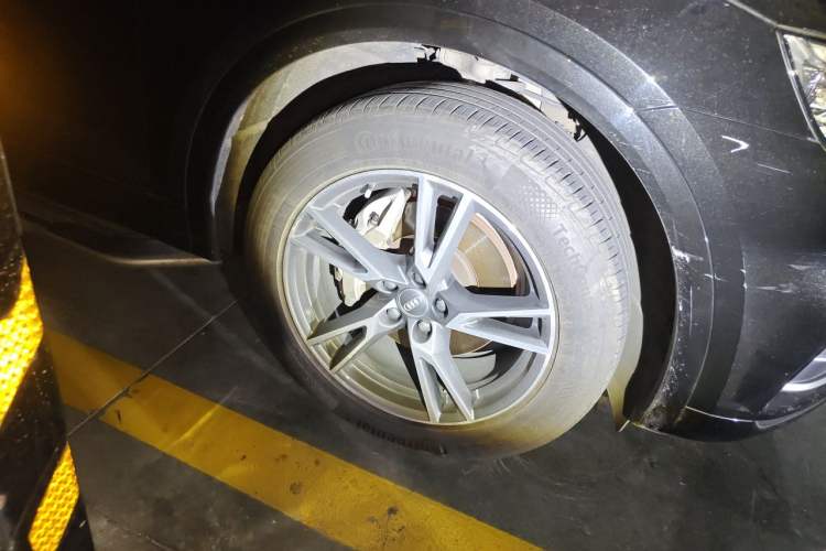Used Audi Q5L 2018 45 TFSI Prestige Fashion Edition China V Emission Standard Right Front Wheel Hub