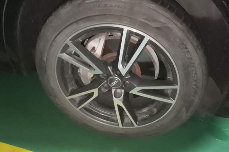Used Audi Q5L 2018 45 TFSI Prestige Fashion Edition China VI Emission Standard Right Front Wheel Hub