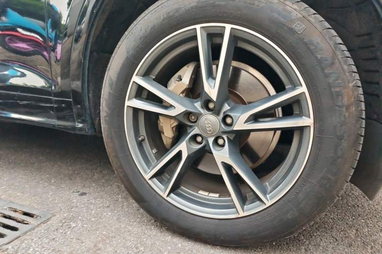 Used Audi Q5L 2018 40 TFSI Prestige Fashion Edition China V Right Front Wheel Hub