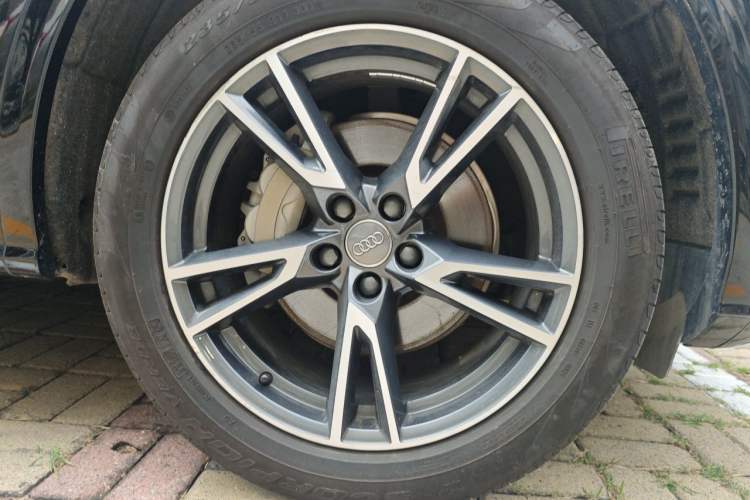 Used Audi Q5L 2018 40 TFSI Prestige Fashion Edition China V Right Front Wheel Hub