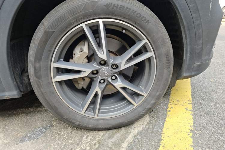 Used Audi Q5L 2018 40 TFSI Prestige Fashion Edition China V Right Front Wheel Hub