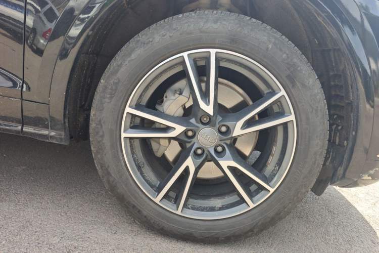 Used Audi Q5L 2018 45 TFSI Prestige Fashion Edition China VI Emission Standard Right Front Wheel Hub