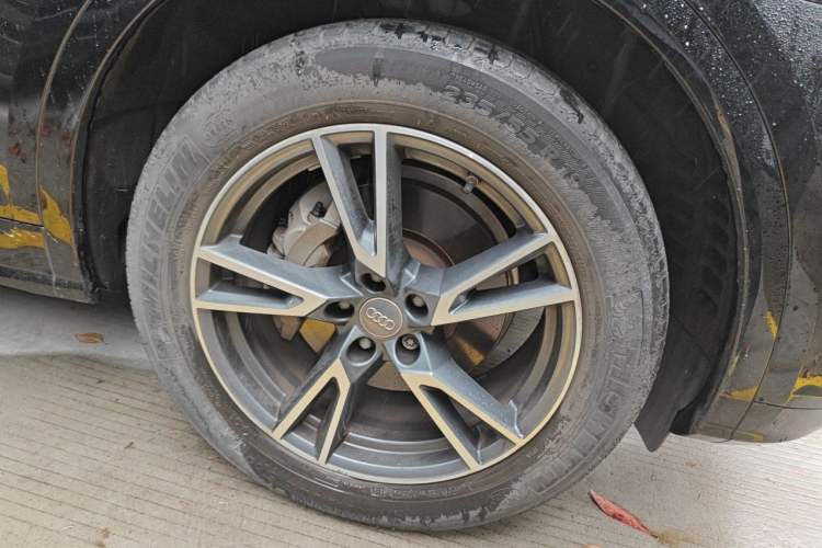 Used Audi Q5L 2018 40 TFSI Prestige Fashion Edition China VI Right Front Wheel Hub