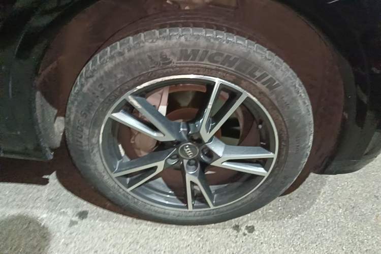 Used Audi Q5L 2018 40 TFSI Prestige Fashion Edition China V Right Front Wheel Hub