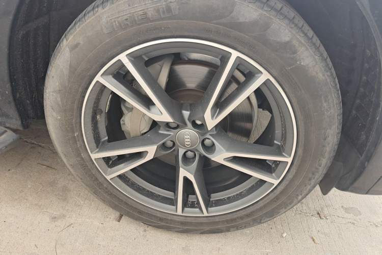 Used Audi Q5L 2018 40 TFSI Prestige Fashion Edition China V Right Front Wheel Hub