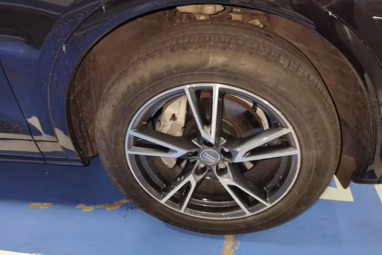 Used Audi Q5L 2018 40 TFSI Prestige Fashion Edition China V Right Front Wheel Hub