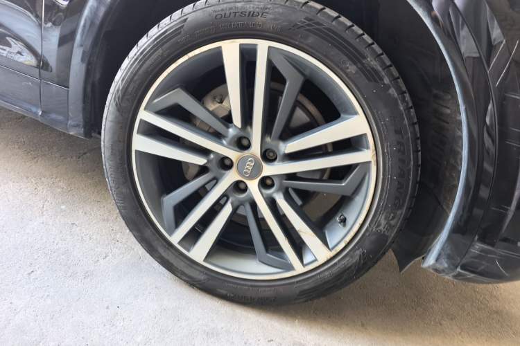 Used Audi Q5L 2018 40 TFSI Prestige Fashion Edition China V Right Front Wheel Hub