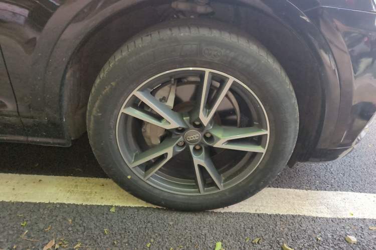 Used Audi Q5L 2018 40 TFSI Prestige Fashion Edition China V Right Front Wheel Hub