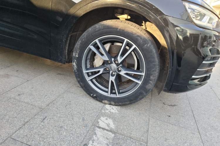 Used Audi Q5L 2018 45 TFSI Prestige Fashion Edition China V Emission Standard Right Front Wheel Hub