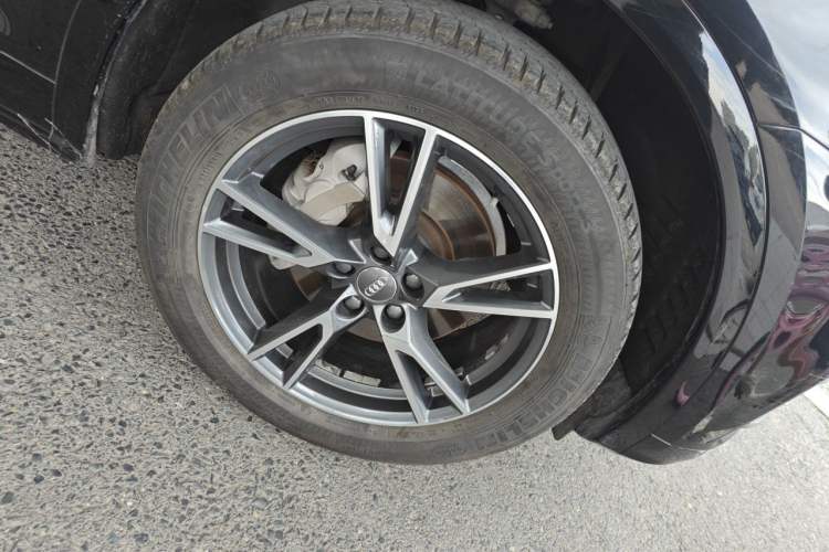 Used Audi Q5L 2018 40 TFSI Prestige Fashion Edition China V Right Front Wheel Hub