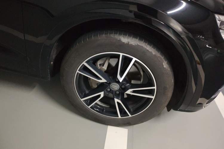 Used Audi Q5L 2018 45 TFSI Prestige Fashion Edition China VI Emission Standard Right Front Wheel Hub