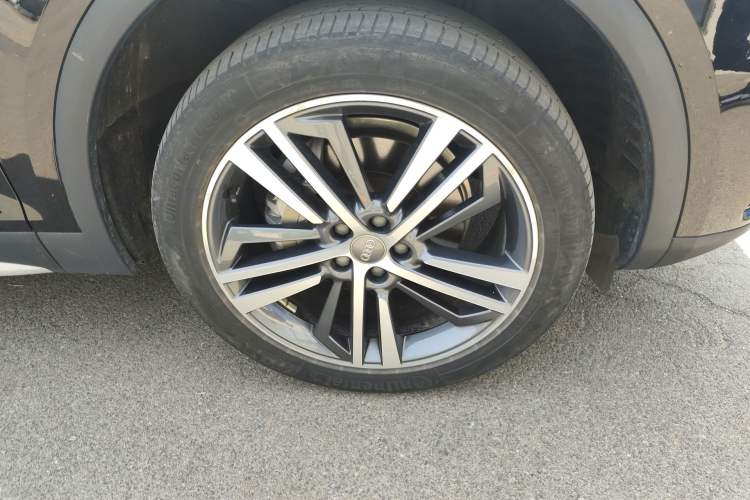 Used Audi Q5L 2018 45 TFSI Prestige Elegant Edition China VI Right Front Wheel Hub