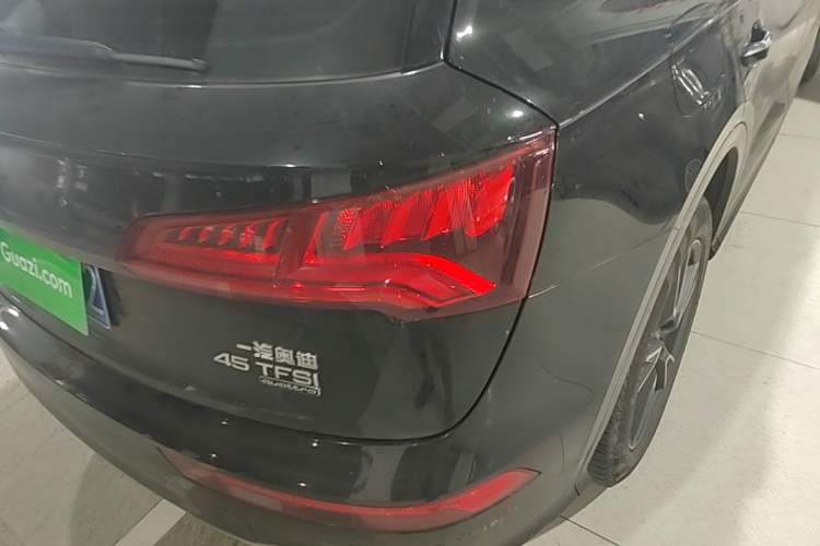 Used Audi Q5L 2018 45 TFSI Prestige Fashion Edition China VI Emission Standard Right Rear Taillight