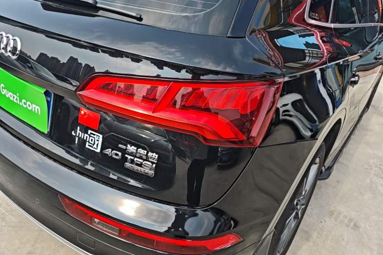 Used Audi Q5L 2018 40 TFSI Prestige Fashion Edition China V Right Rear Taillight