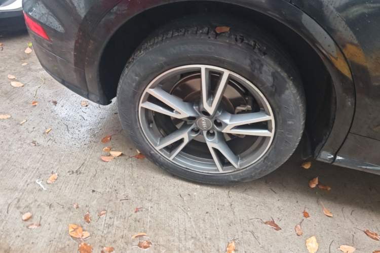 Used Audi Q5L 2018 40 TFSI Prestige Fashion Edition China VI Right Rear Wheel Hub