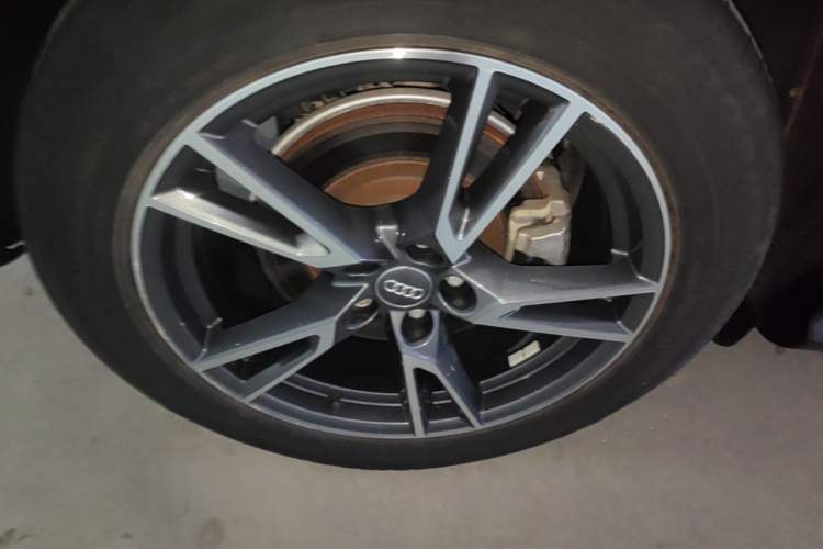 Used Audi Q5L 2018 40 TFSI Prestige Fashion Edition China V Right Rear Wheel Hub