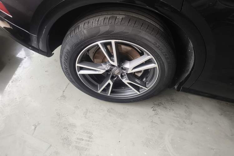 Used Audi Q5L 2018 40 TFSI Prestige Fashion Edition China VI Right Rear Wheel Hub
