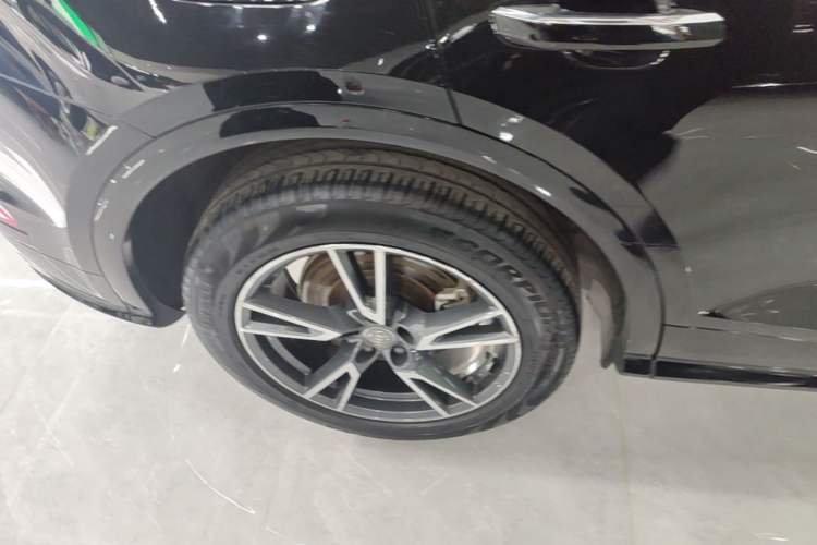Used Audi Q5L 2018 40 TFSI Prestige Fashion Edition China VI Right Rear Wheel Hub