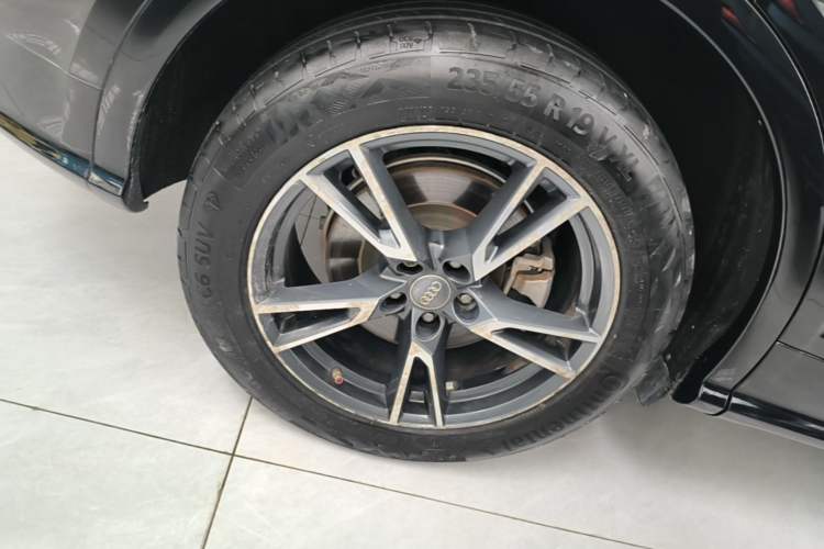 Used Audi Q5L 2018 45 TFSI Prestige Fashion Edition China VI Emission Standard Right Rear Wheel Hub