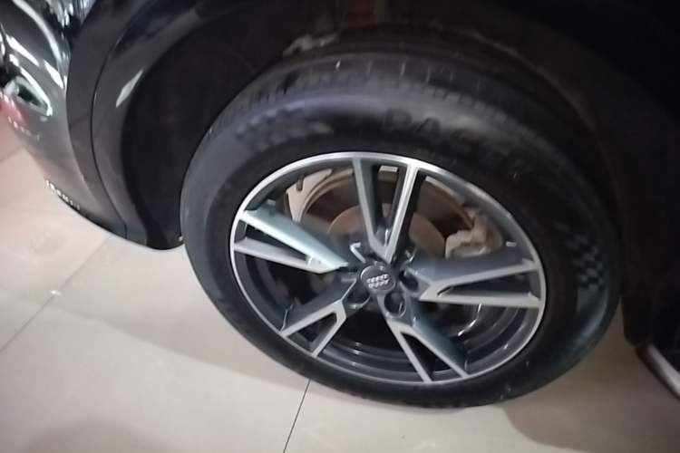 Used Audi Q5L 2018 45 TFSI Prestige Fashion Edition China V Emission Standard Right Rear Wheel Hub