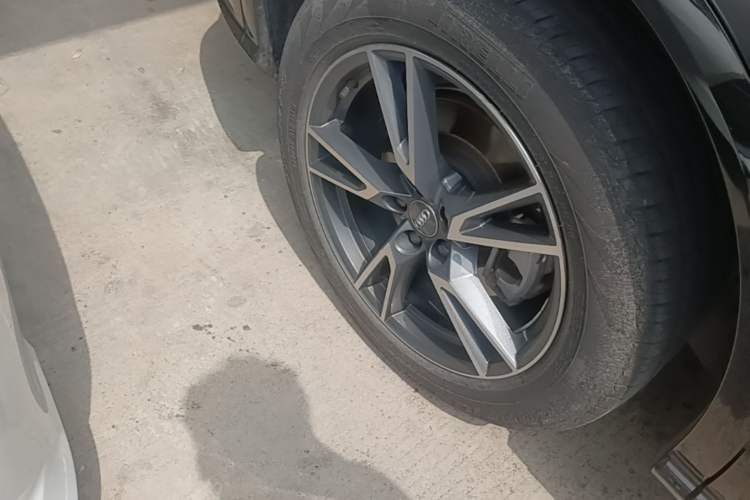 Used Audi Q5L 2018 40 TFSI Prestige Fashion Edition China VI Right Rear Wheel Hub
