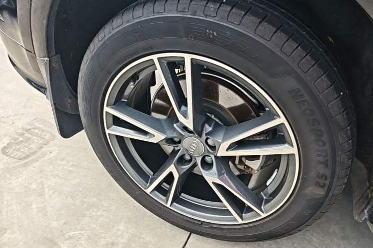 Used Audi Q5L 2018 40 TFSI Prestige Fashion Edition China V Right Rear Wheel Hub
