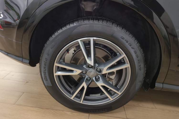 Used Audi Q5L 2018 40 TFSI Prestige Fashion Edition China VI Right Rear Wheel Hub