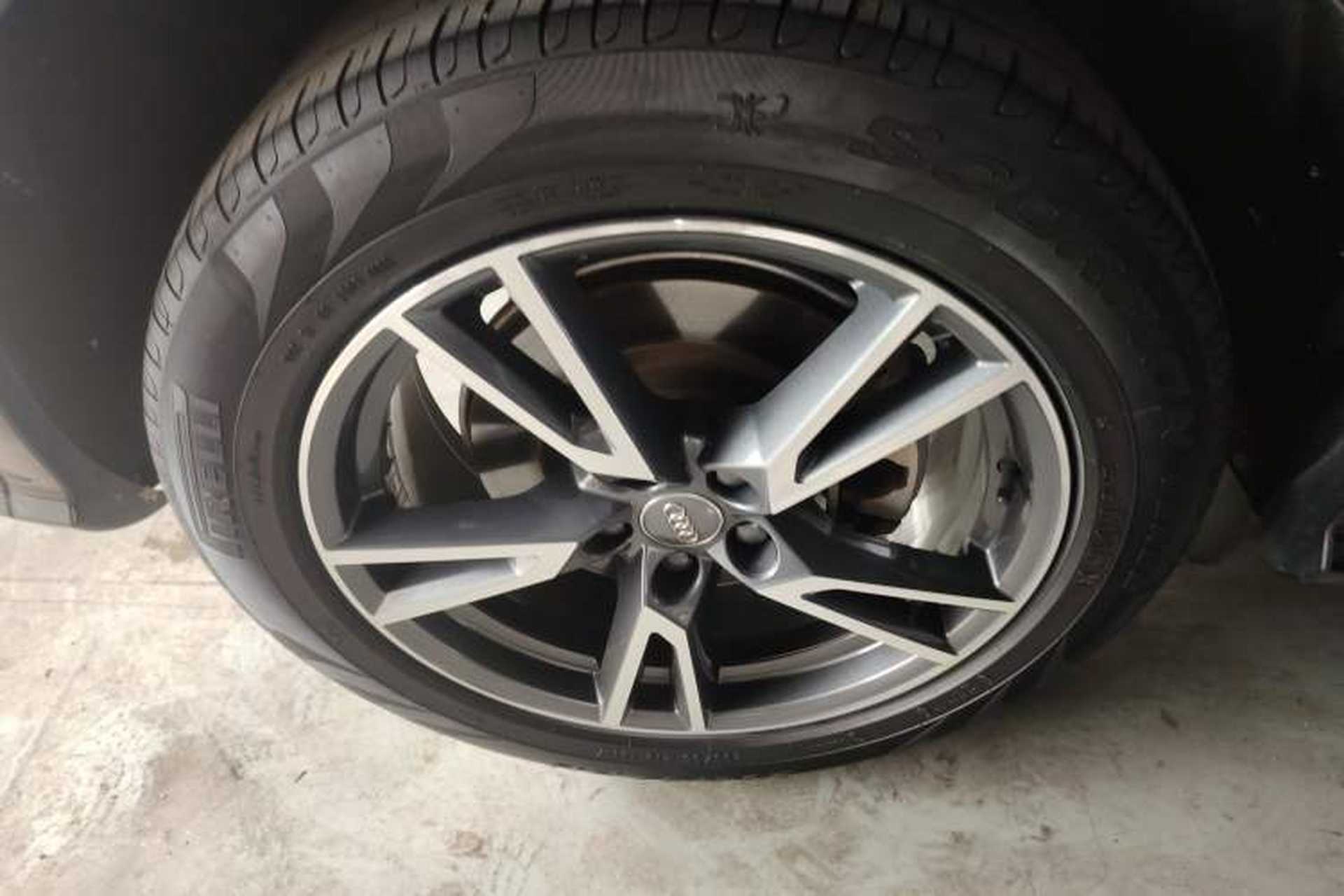 Used Audi Q5L 2018 40 TFSI Prestige Fashion Edition China VI Right Rear Wheel Hub