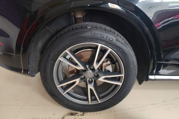 Used Audi Q5L 2018 40 TFSI Prestige Fashion Edition China VI Right Rear Wheel Hub