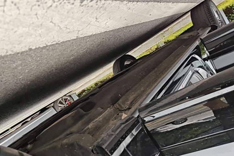 Used Audi Q5L 2018 40 TFSI Prestige Fashion Edition China VI Right Side Sill