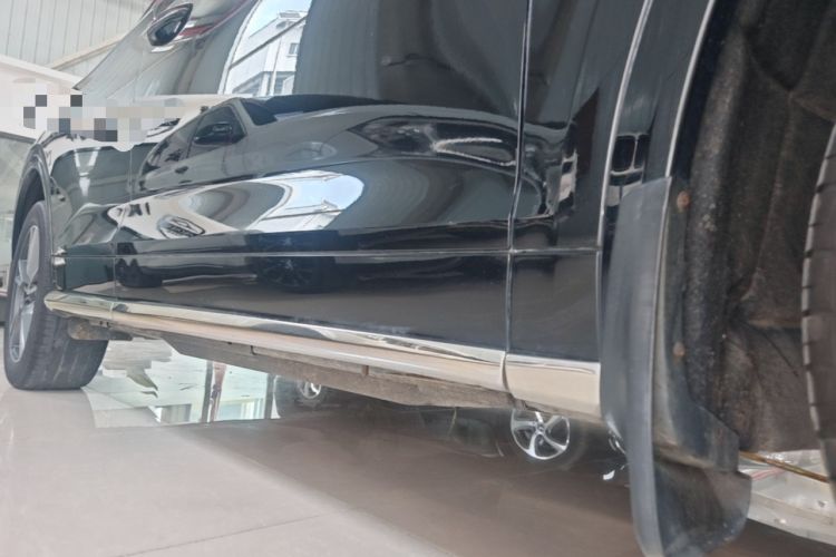 Used Audi Q5L 2018 40 TFSI Prestige Fashion Edition China VI Right Side Sill