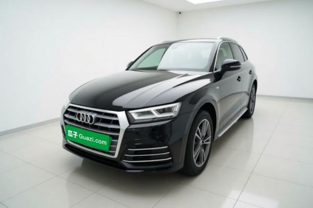 Używany Audi Q5L 2018 40 TFSI Prestige Fashion Edition China V