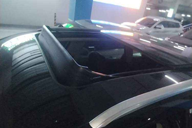Used Audi Q5L 2018 40 TFSI Prestige Fashion Edition China VI Roof