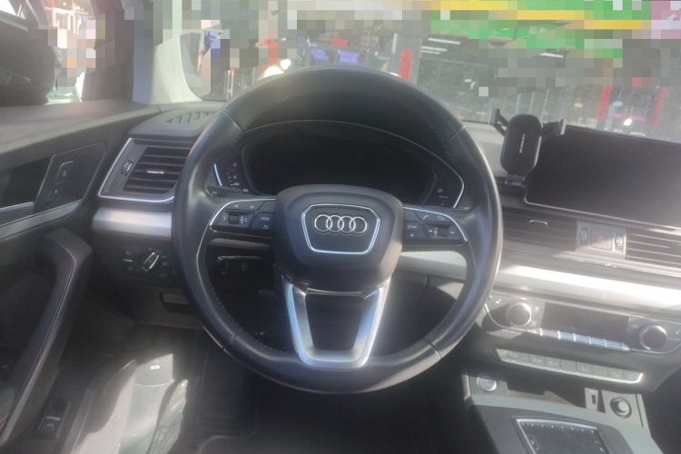 Used Audi Q5L 2018 40 TFSI Prestige Fashion Edition China V Steering Wheel