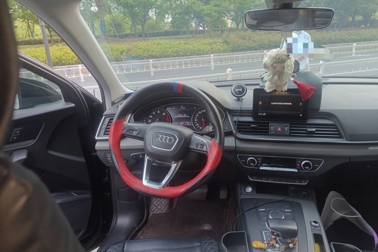 Used Audi Q5L 2018 40 TFSI Prestige Edition China V Steering Wheel