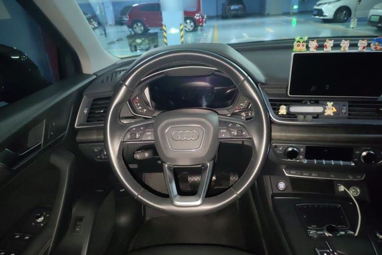 Used Audi Q5L 2018 40 TFSI Prestige Fashion Edition China V Steering Wheel