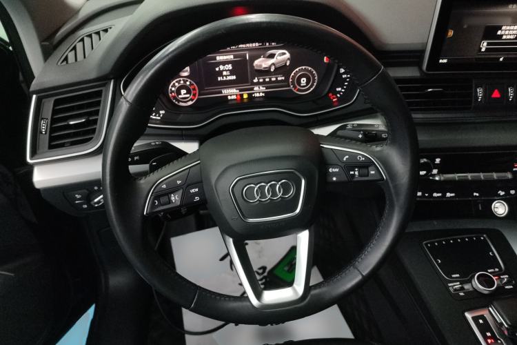 Used Audi Q5L 2018 40 TFSI Prestige Fashion Edition China VI Steering Wheel